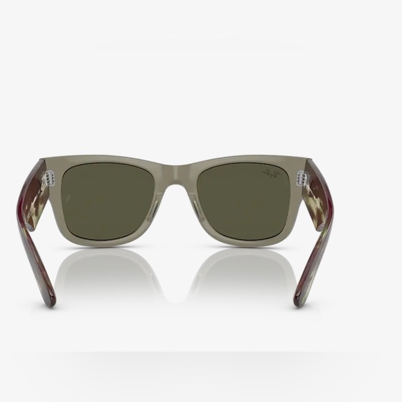 RAY-BAN
RB0840S Mega Wayfarer - Picture 2 of 8